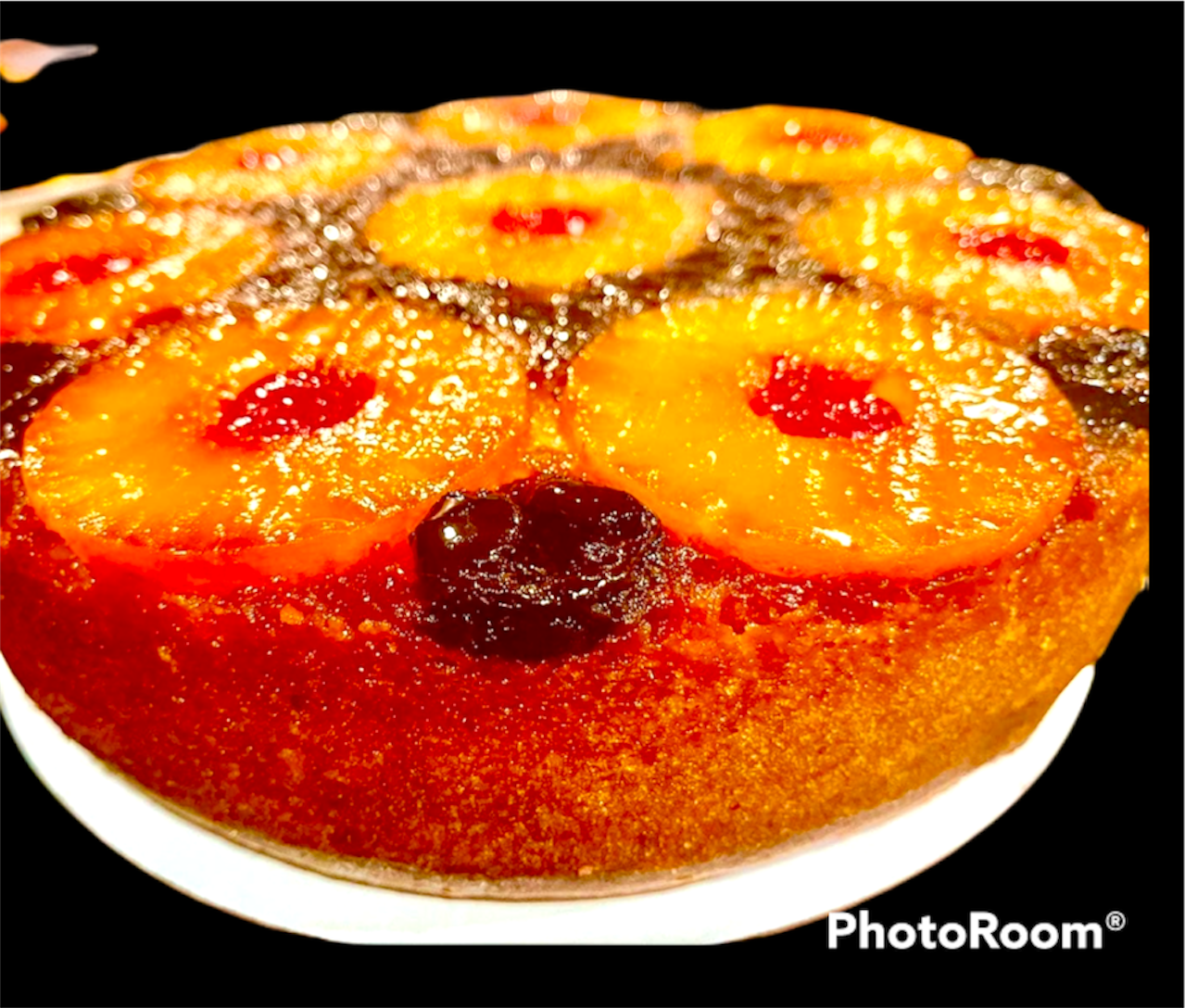 PINEAPPLE UPSIDE DOWN CAKE